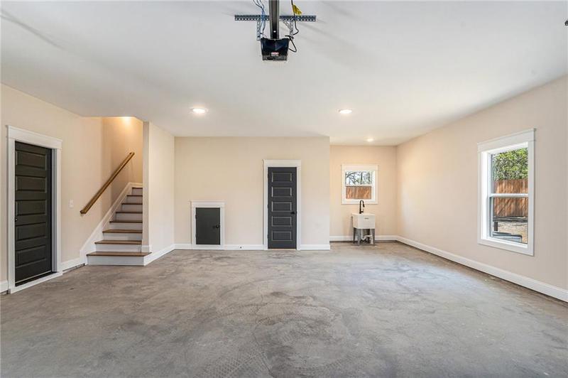 Image for property 101 Bonnie Lynn Lane, Carrollton, GA 30117