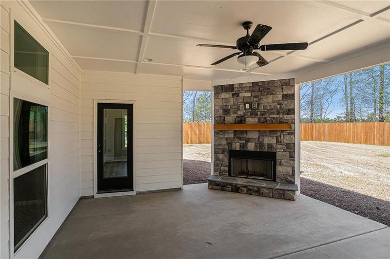 Image for property 101 Bonnie Lynn Lane, Carrollton, GA 30117