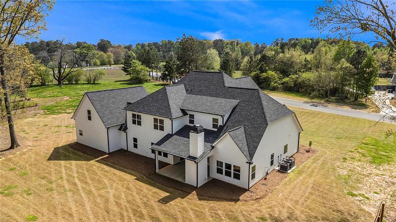Image for property 101 Bonnie Lynn Lane, Carrollton, GA 30117