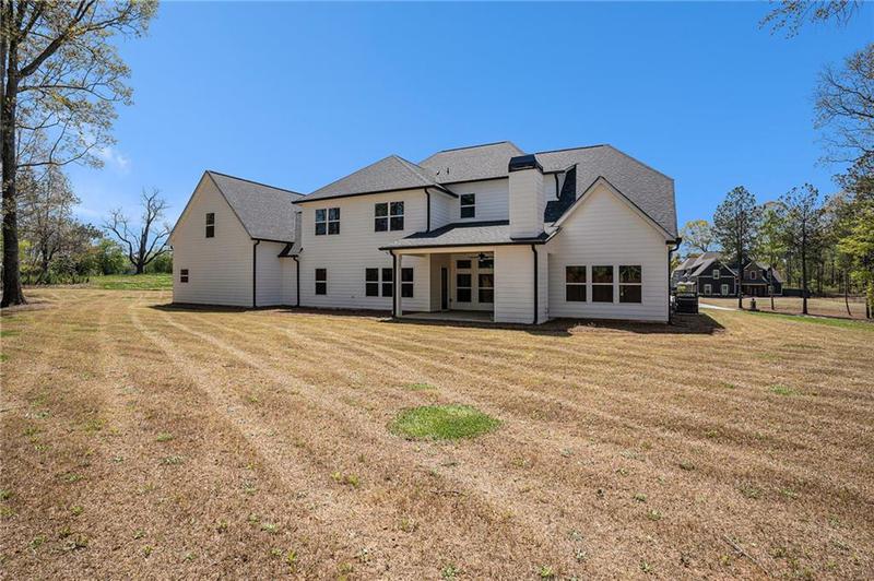 Image for property 101 Bonnie Lynn Lane, Carrollton, GA 30117