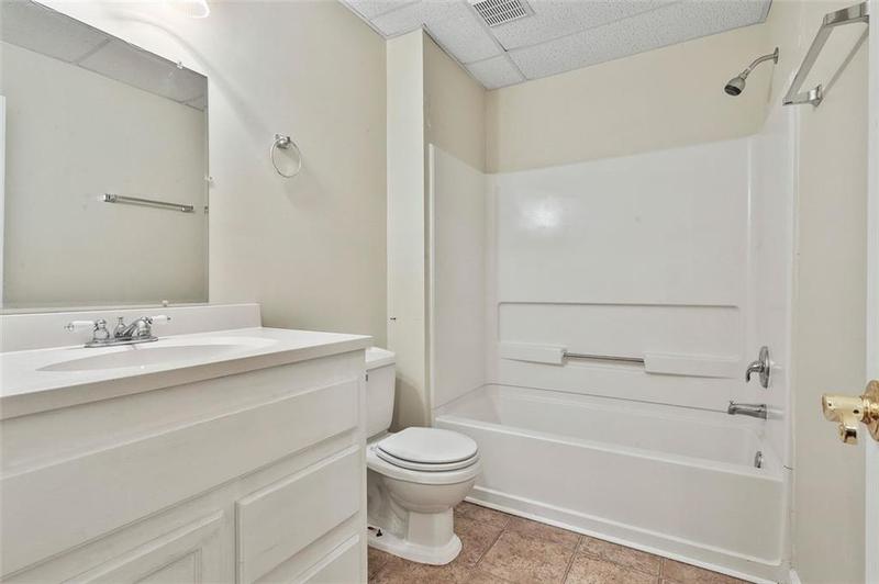 Image for property 401 HIGHWAY 279, Fayetteville, GA 30214