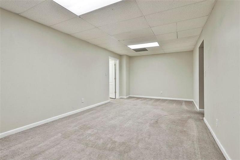 Image for property 401 HIGHWAY 279, Fayetteville, GA 30214