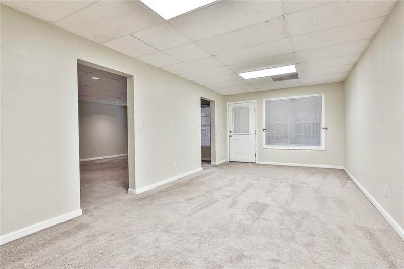 Image for property 401 HIGHWAY 279, Fayetteville, GA 30214
