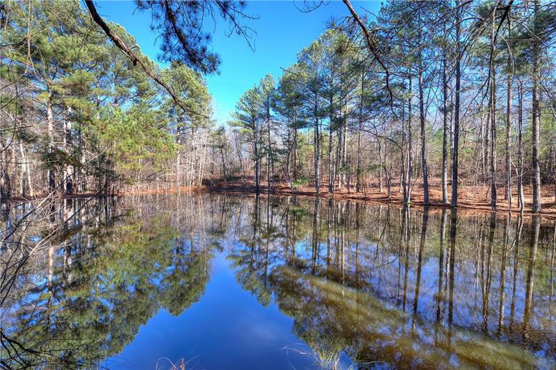 Image for property 368 Pleasant Valley Road, Adairsville, GA 30103