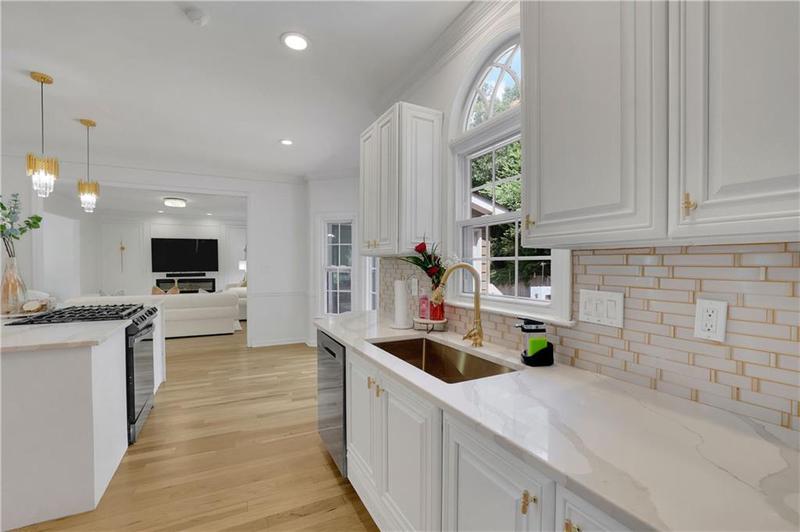 Image for property 3126 Crestmont Way, Kennesaw, GA 30152