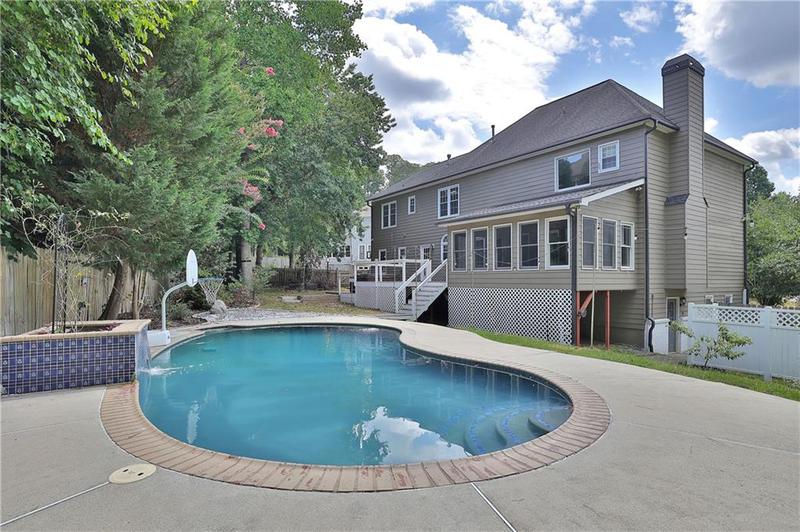 Image for property 3126 Crestmont Way, Kennesaw, GA 30152