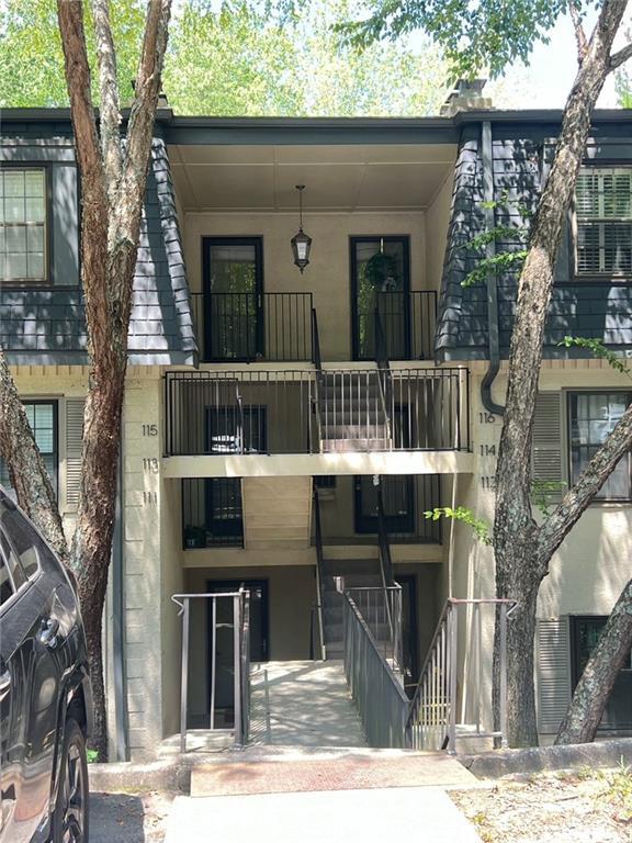 Image for property 114 Rosaire Place, Atlanta, GA 30327
