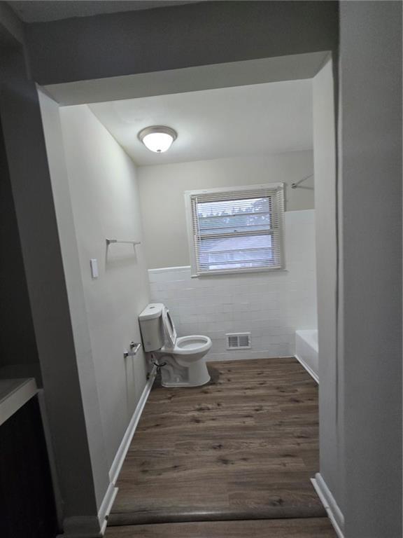 Image for property 3376 Irish Lane, Decatur, GA 30032