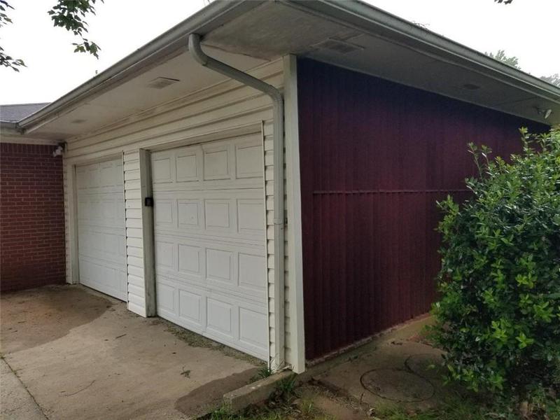 Image for property 3376 Irish Lane, Decatur, GA 30032