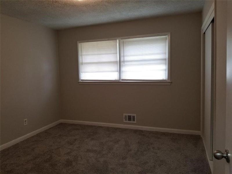 Image for property 3376 Irish Lane, Decatur, GA 30032