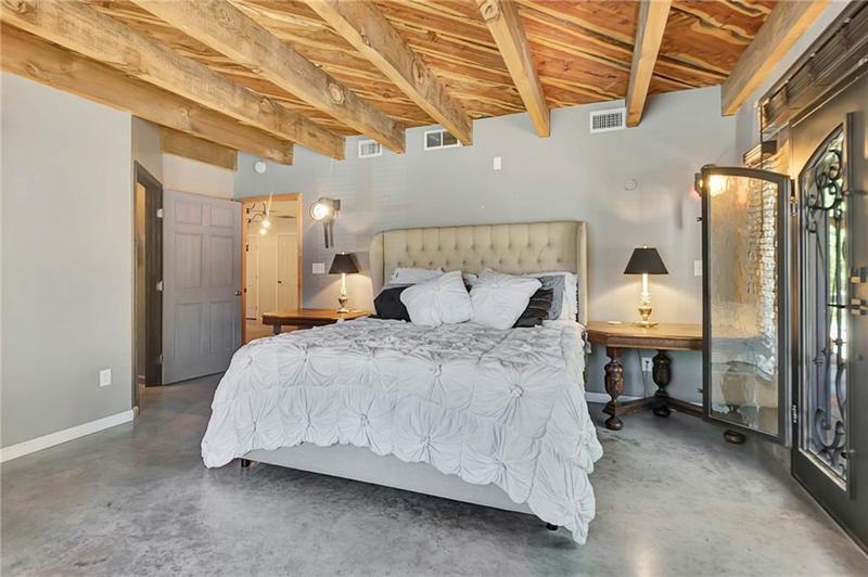 Image for property 860 WALKERS MILL Road, Griffin, GA 30223