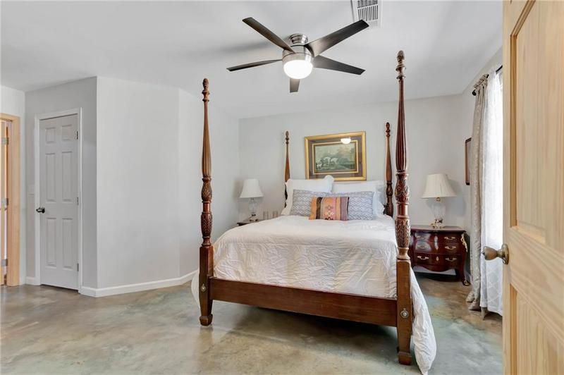 Image for property 860 WALKERS MILL Road, Griffin, GA 30223