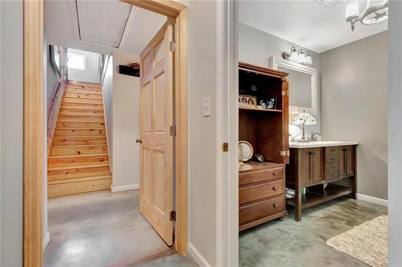 Image for property 860 WALKERS MILL Road, Griffin, GA 30223