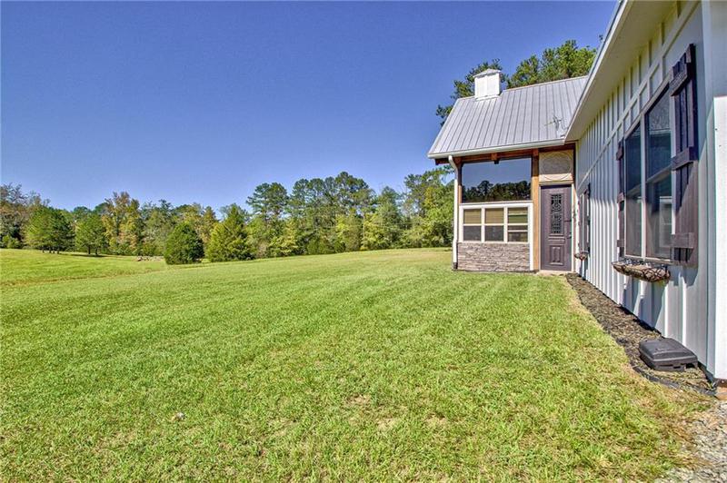 Image for property 860 WALKERS MILL Road, Griffin, GA 30223