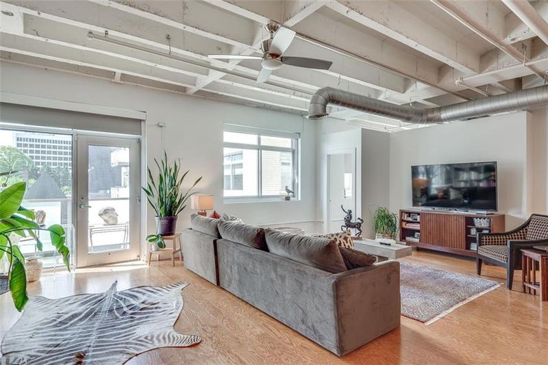 Image for property 805 PEACHTREE Street 401, Atlanta, GA 30308