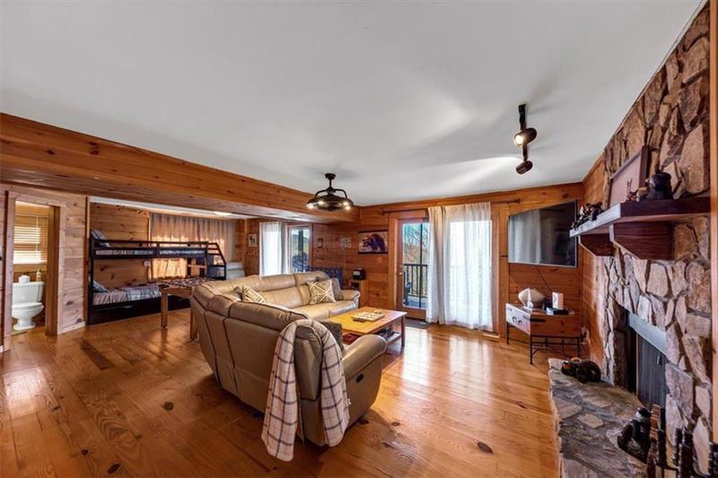 Image for property 2025 QUAIL COVE Drive, Jasper, GA 30143