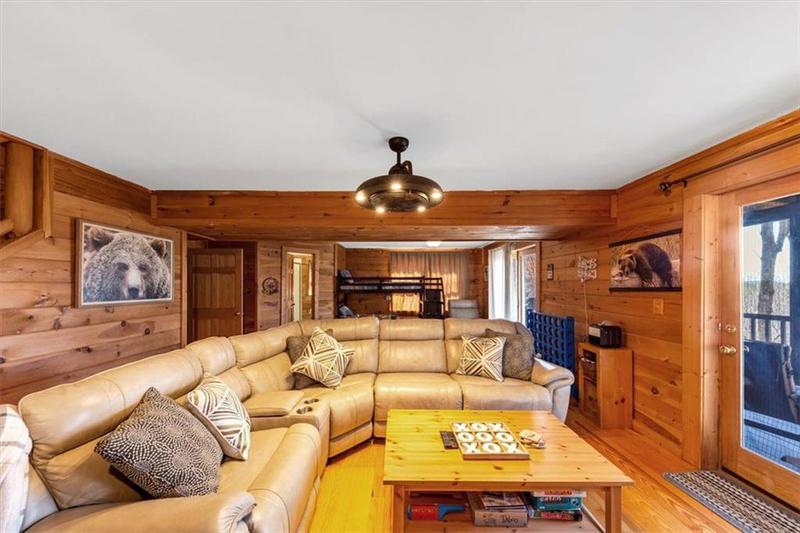 Image for property 2025 QUAIL COVE Drive, Jasper, GA 30143