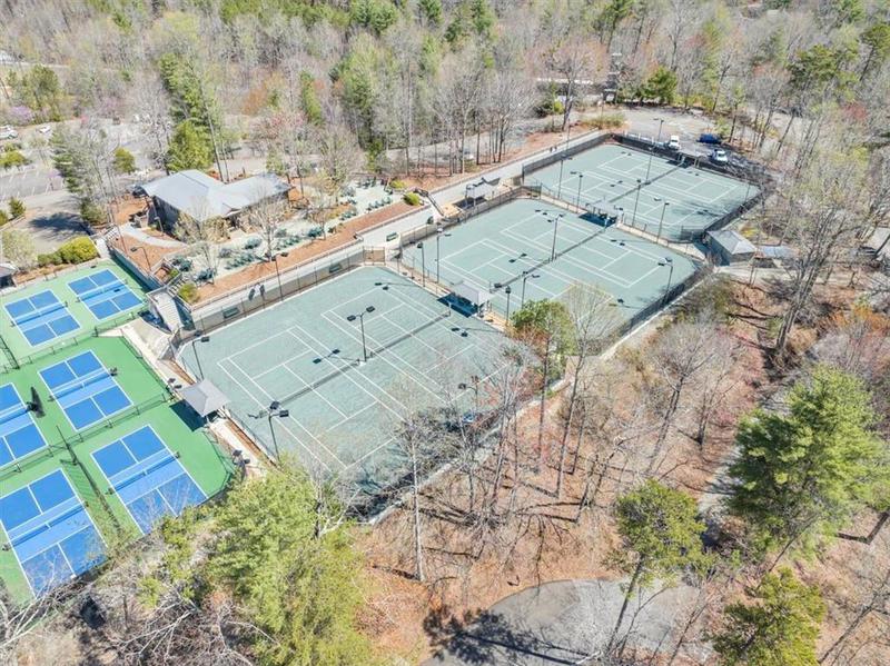 Image for property 2025 QUAIL COVE Drive, Jasper, GA 30143