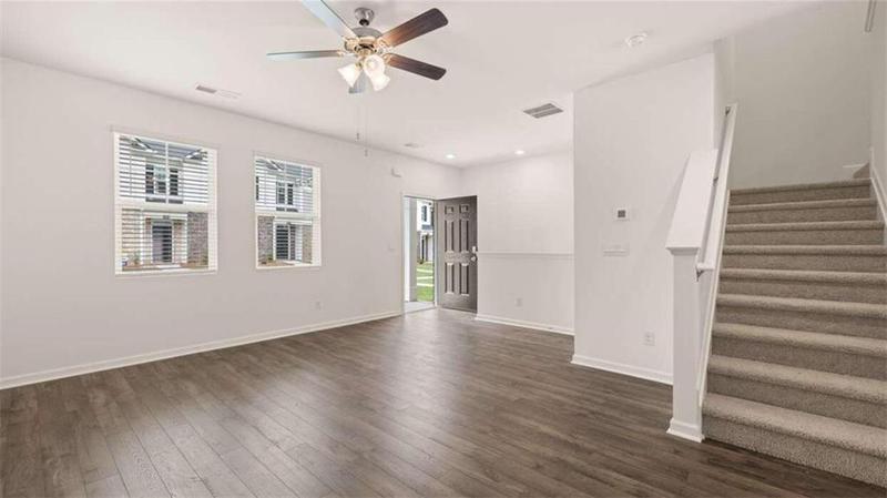 Image for property 999 Cades Walk, Lawrenceville, GA 30045