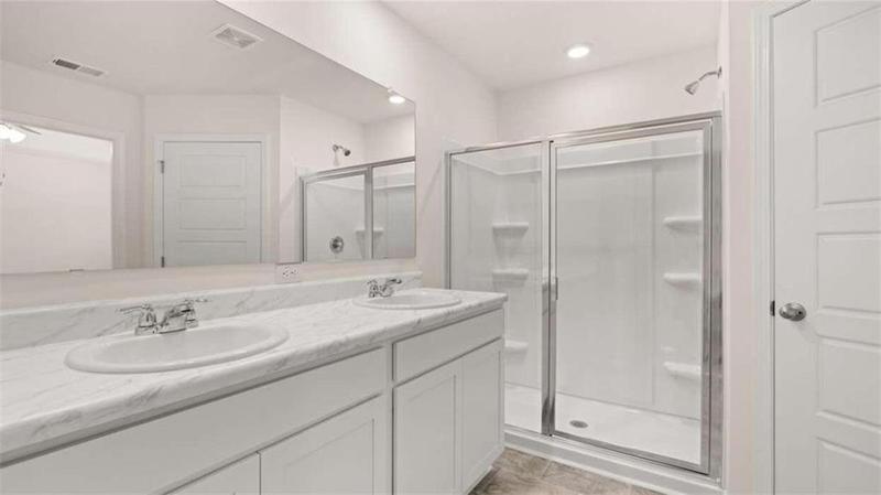 Image for property 999 Cades Walk, Lawrenceville, GA 30045