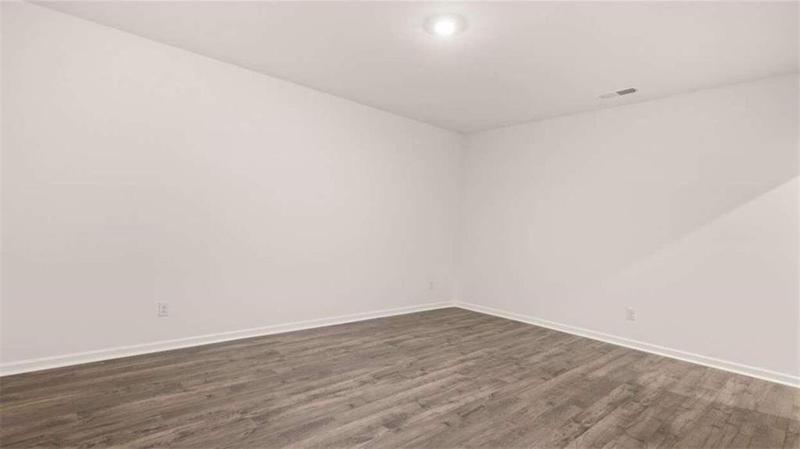 Image for property 999 Cades Walk, Lawrenceville, GA 30045
