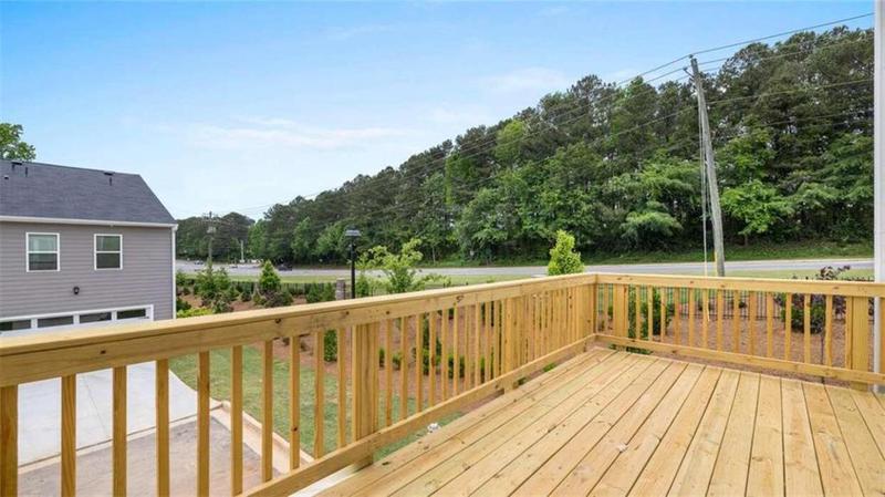 Image for property 999 Cades Walk, Lawrenceville, GA 30045