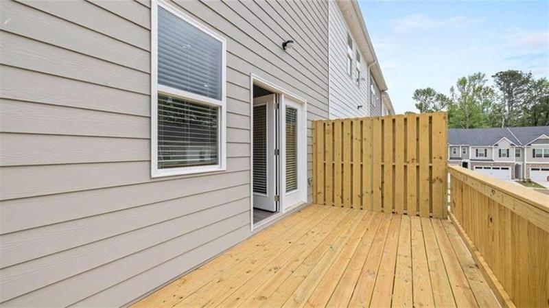 Image for property 999 Cades Walk, Lawrenceville, GA 30045