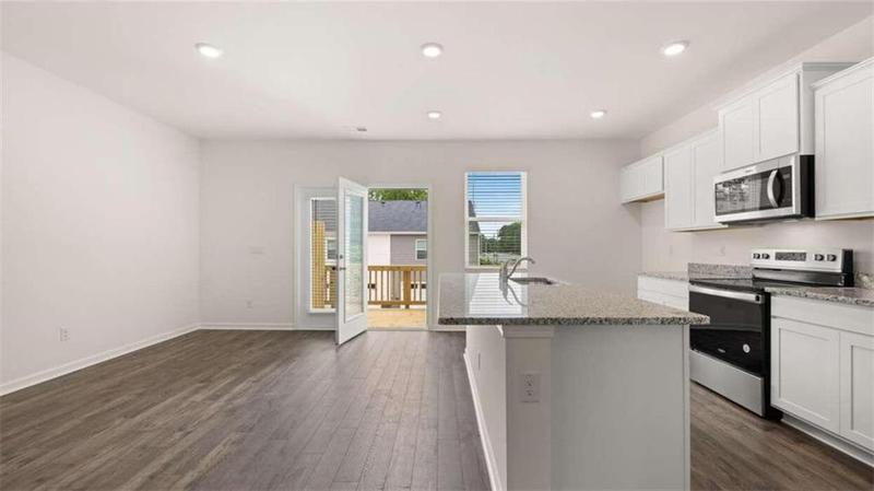 Image for property 999 Cades Walk, Lawrenceville, GA 30045