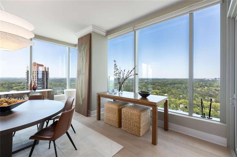 Image for property 3630 Peachtree Road 3207, Atlanta, GA 30326