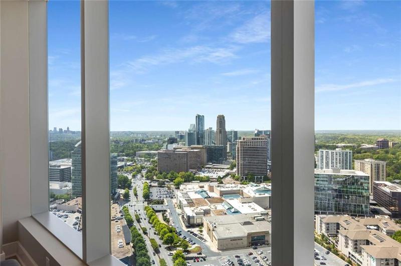 Image for property 3630 Peachtree Road 3207, Atlanta, GA 30326