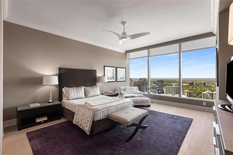 Image for property 3630 Peachtree Road 3207, Atlanta, GA 30326