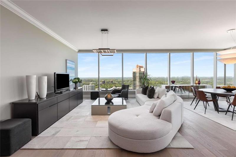 Image for property 3630 Peachtree Road 3207, Atlanta, GA 30326