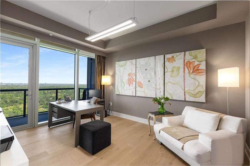 Image for property 3630 Peachtree Road 3207, Atlanta, GA 30326