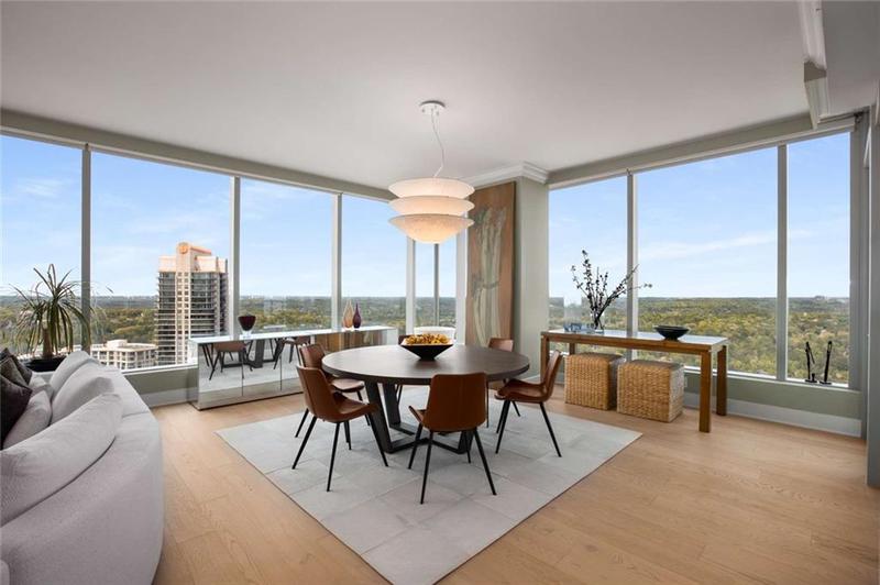 Image for property 3630 Peachtree Road 3207, Atlanta, GA 30326