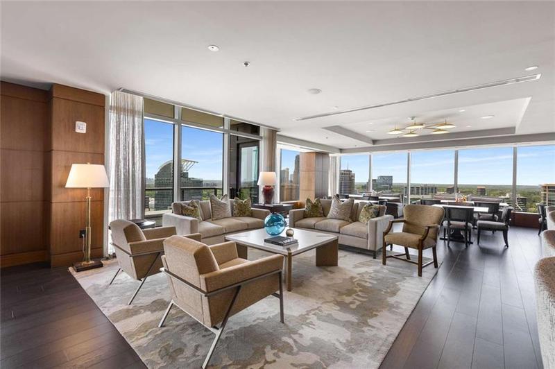 Image for property 3630 Peachtree Road 3207, Atlanta, GA 30326