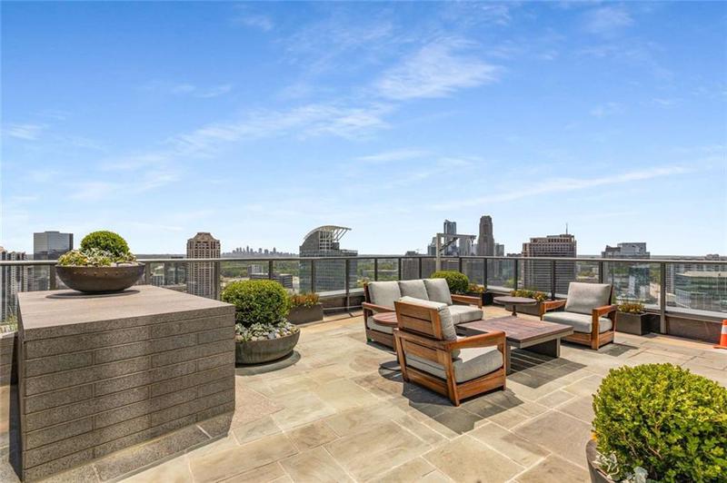 Image for property 3630 Peachtree Road 3207, Atlanta, GA 30326