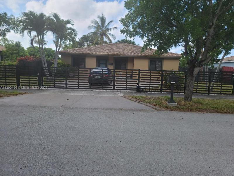 Image for property 13231 266th Ter, Homestead, FL 33032