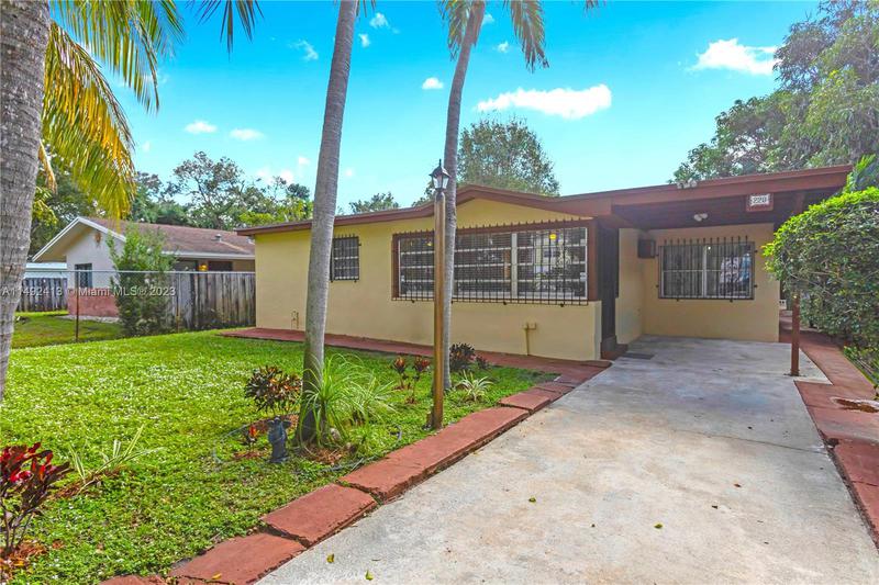 Image for property 220 11th St, Fort Lauderdale, FL 33315