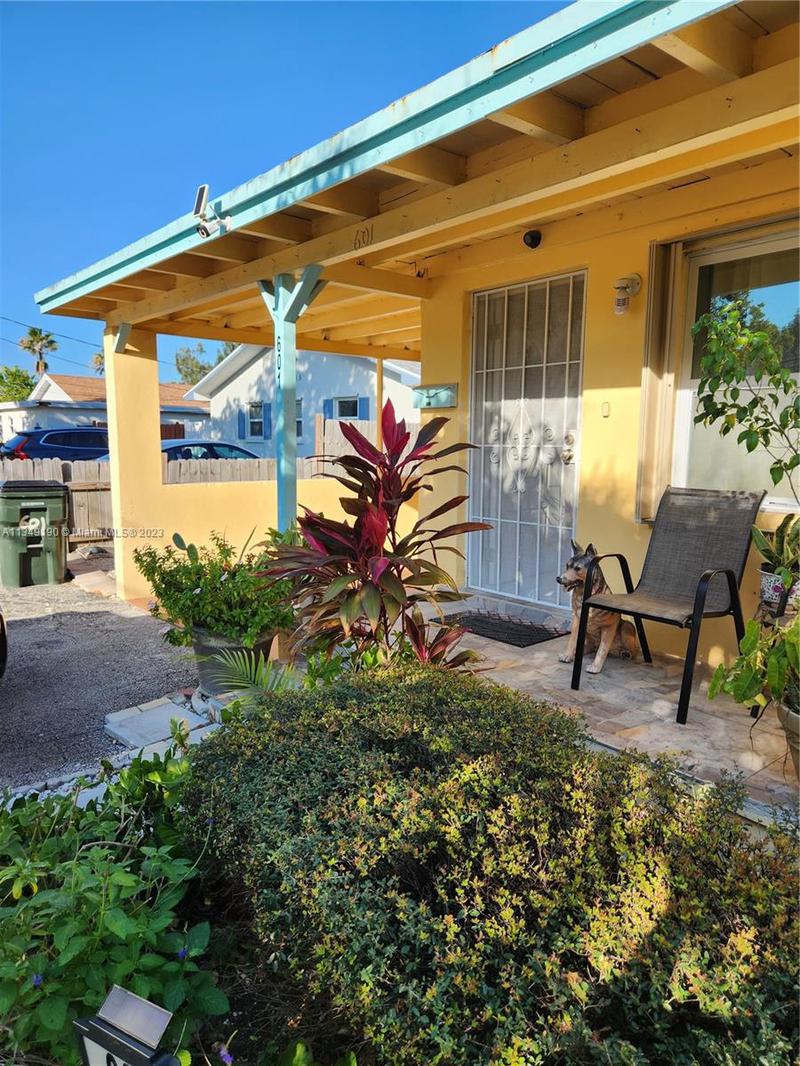 Image for property 601 3rd Ave, Delray Beach, FL 33444