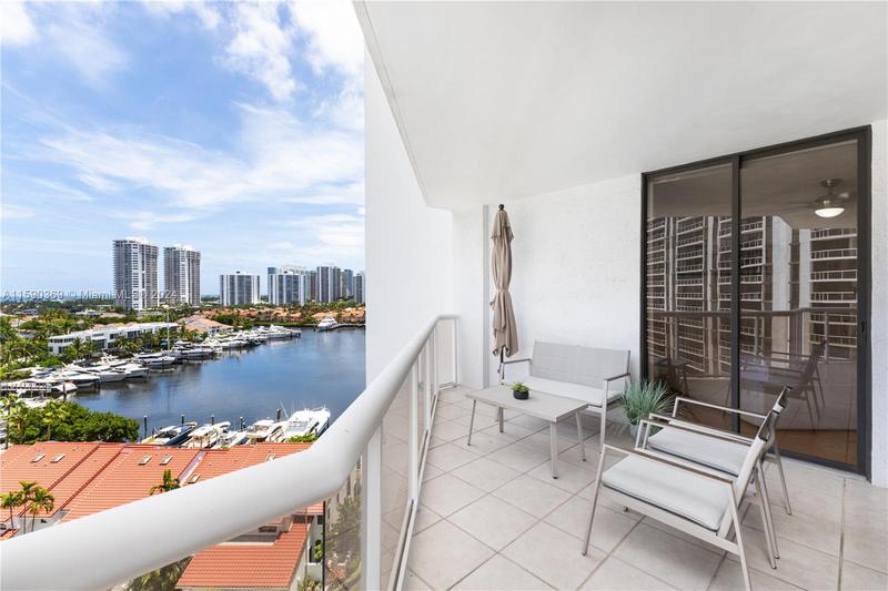Image for property 3610 Yacht Club Dr 1005, Aventura, FL 33180