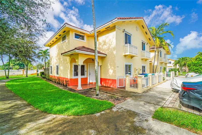 Image for property 7330 179th St, Hialeah, FL 33015