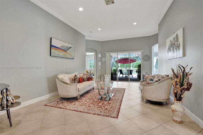 Image for property 9156 Bay Harbour Cir, West Palm Beach, FL 33411