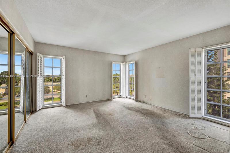 Image for property 3150 Palm Aire Dr 510, Pompano Beach, FL 33069