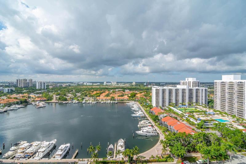 Image for property 21055 Yacht Club Dr 2104, Aventura, FL 33180