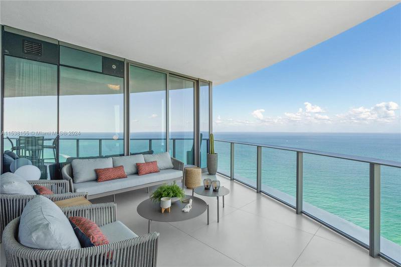Image for property 15701 Collins Ave 3602, Sunny Isles Beach, FL 33160