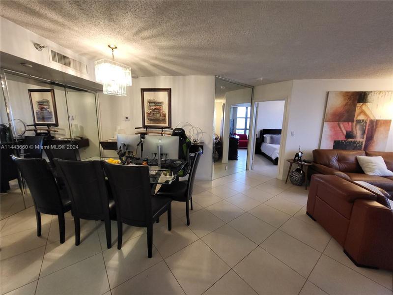 Image for property 3530 Mystic Pointe Dr 2707, Aventura, FL 33180