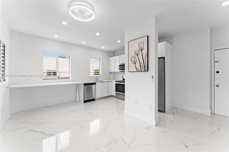 Image for property 842 Meridian Ave 2D, Miami Beach, FL 33139