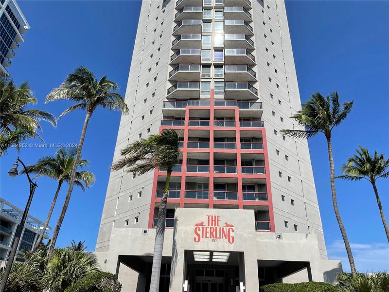 Image for property 6767 Collins Ave 1501, Miami Beach, FL 33141