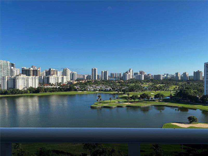 Image for property 3625 Country Club Dr 1905, Aventura, FL 33180