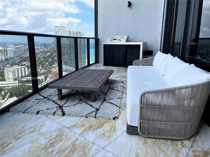 Image for property 18555 Collins Ave 5004, Sunny Isles Beach, FL 33160